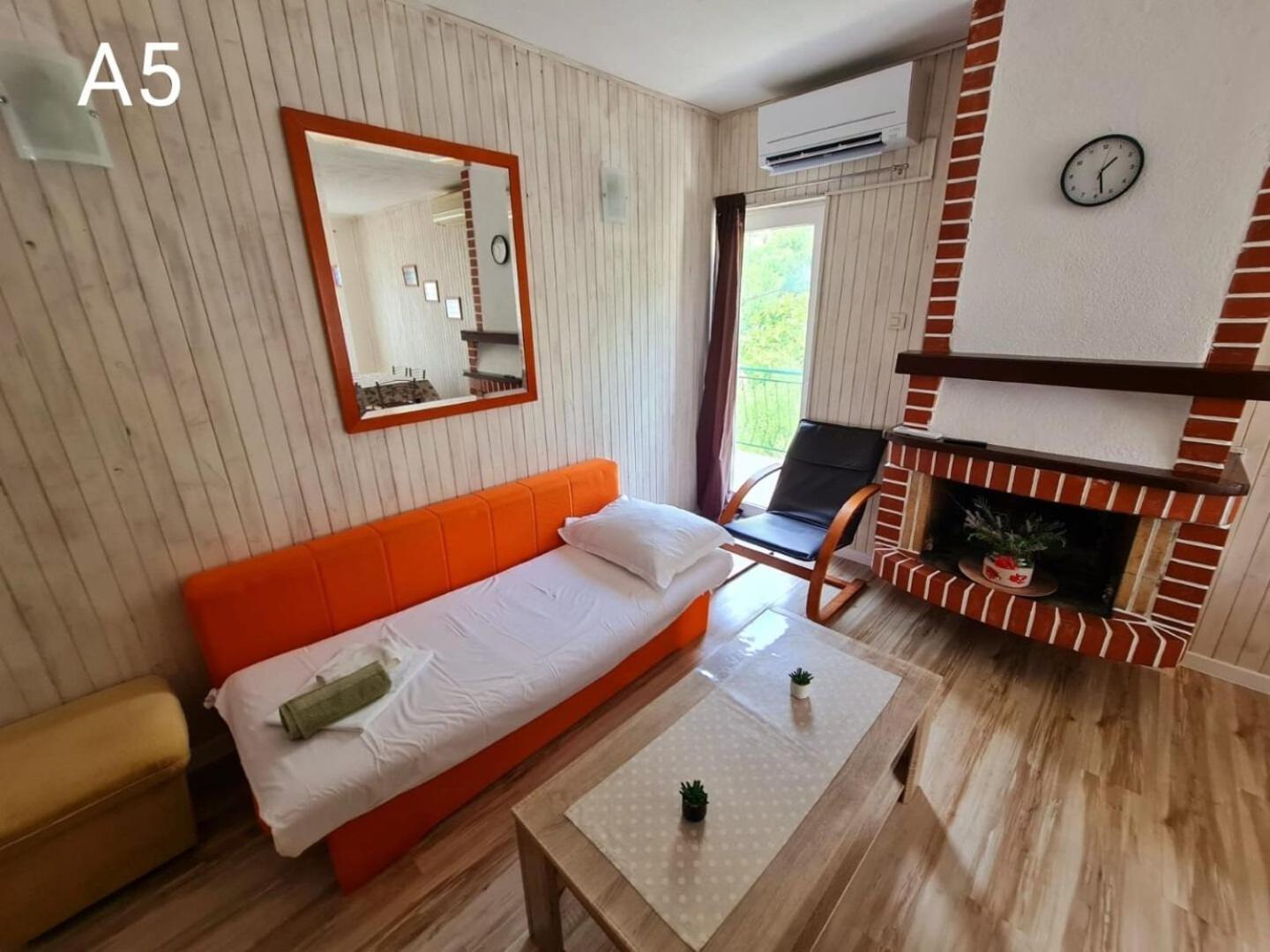 Apartments More Živogošće Εξωτερικό φωτογραφία